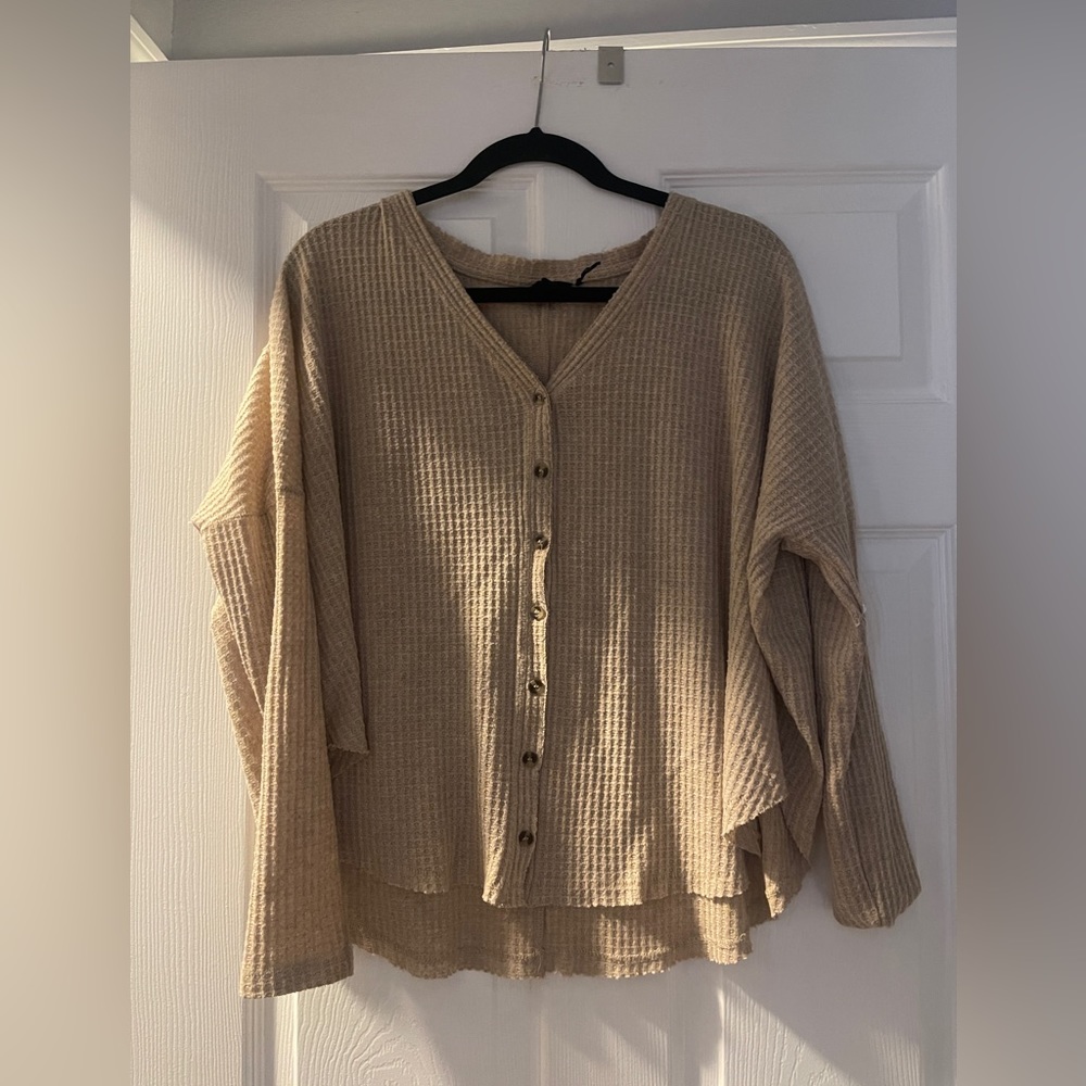 Tan nude neutral waffle knit long sleeve urban outfitters size small